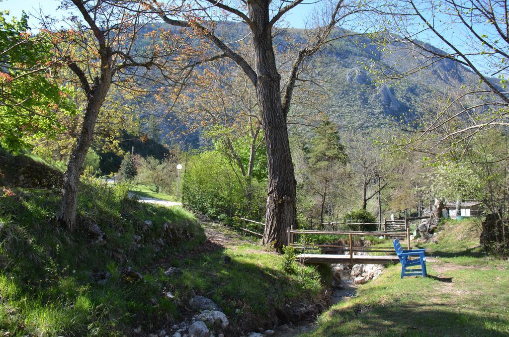 Camping Calme Et Nature กาสเตลลาน ภายนอก รูปภาพ