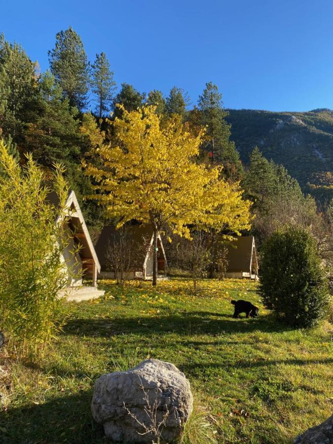 Camping Calme Et Nature กาสเตลลาน ภายนอก รูปภาพ