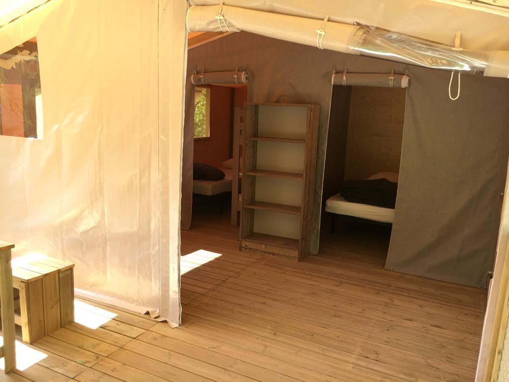 Camping Calme Et Nature กาสเตลลาน ภายนอก รูปภาพ