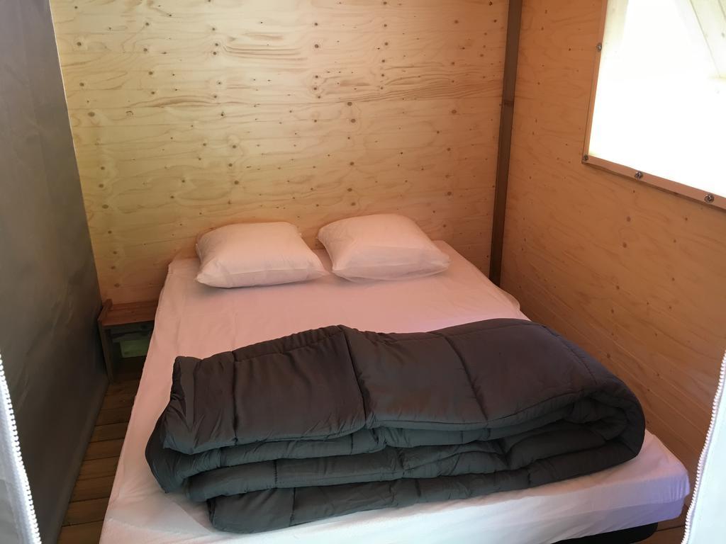 Camping Calme Et Nature กาสเตลลาน ภายนอก รูปภาพ